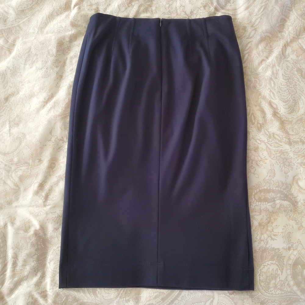 Akris Punto Classic Dark Navy Pencil Skirt - Picture 4 of 6